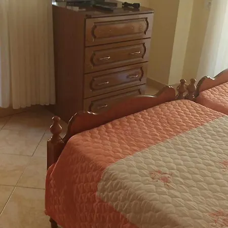 Apartment The Family House Golem (Tirana)
